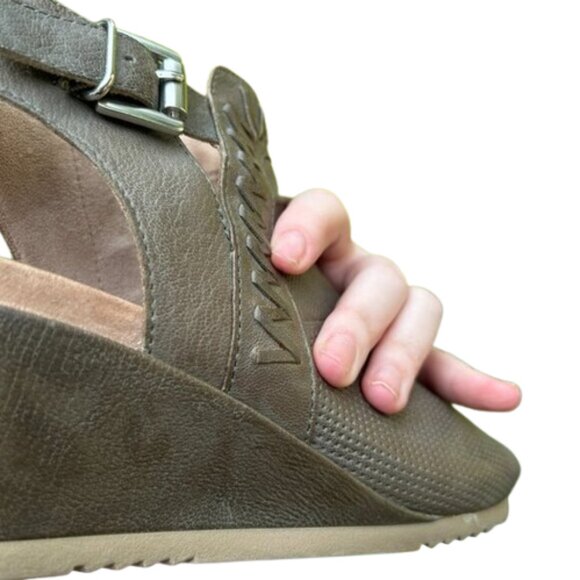 Earth Attalea Wedge Sandals 9.5 Light Blue Gray Leather Boho Comfort Shoes - Picture 12 of 15